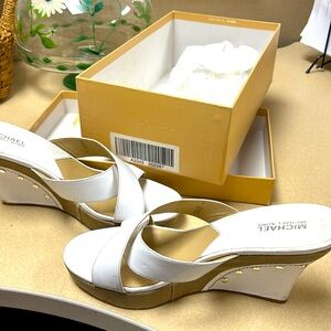 Michael Kors 4” wedge sandal 1” platform